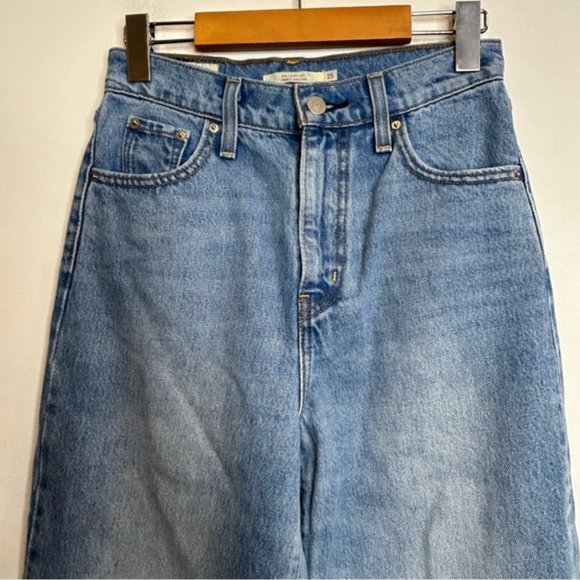 Levi's Balloon Leg Jeans Light Wash 85314-0010 - Picture 4 of 10